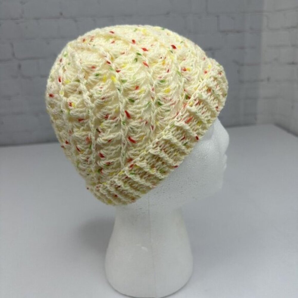 Created By Cyd Womens Crochet Beanie‎ Cream Confetti Spiral Shell Stitch Hat NEW